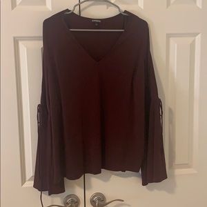 Flowy professional top